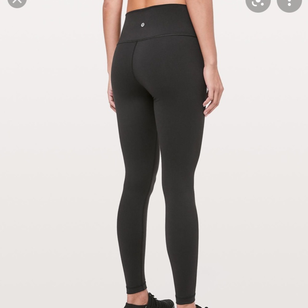 black lululemon leggings